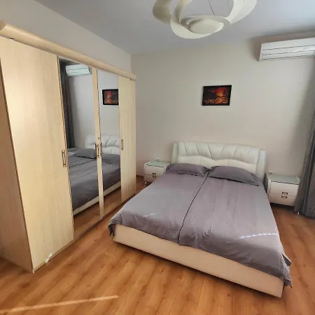 Mia Appartment Boulevard Apartament *